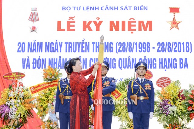 MỘT SỐ HÌNH ẢNH CHỦ TỊCH QUỐC HỘI DỰ LỄ KỶ NIỆM 20 NĂM NGÀY TRUYỀN THỐNG LỰC LƯỢNG CẢNH SÁT BIỂN VIỆT NAM